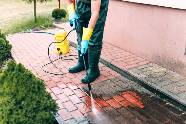 Why Choose Our Certified Pressure Washing Experts for Your Project Needs in Hurlburt Field, FL?